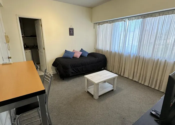 Departamento Av San Martin C/ Cochera