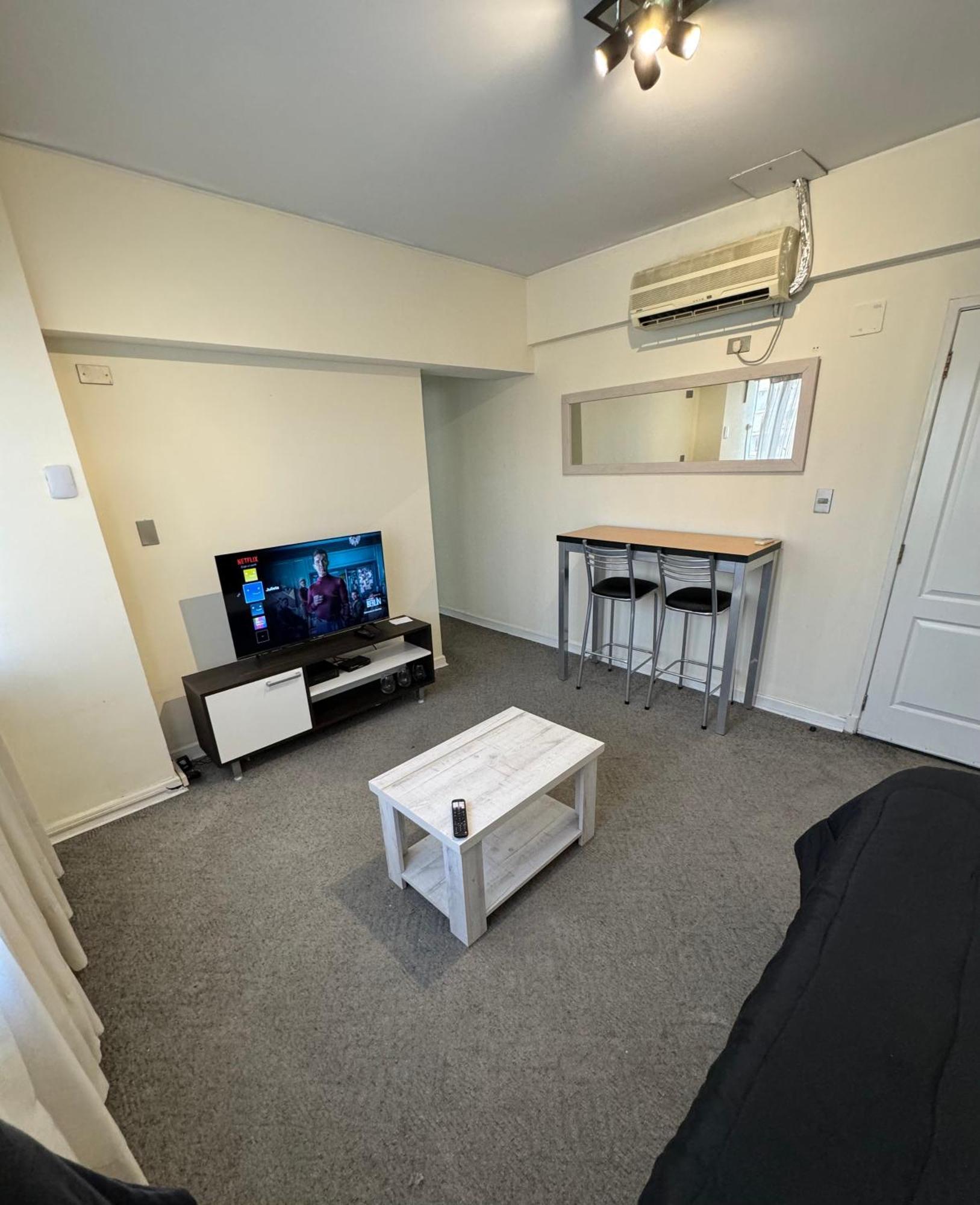 Departamento Av San Martin C/ Cochera Apartment Mendoza